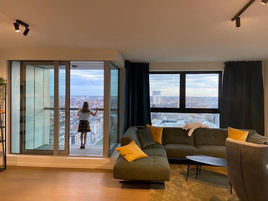 Uniek Appartement - Mooiste En Hoogste Uitzicht Op Antwerpen! - Incl Gratis Parking Exterior photo