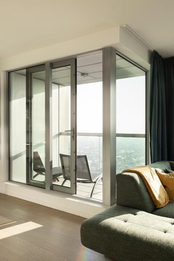 Uniek Appartement - Mooiste En Hoogste Uitzicht Op Antwerpen! - Incl Gratis Parking Exterior photo